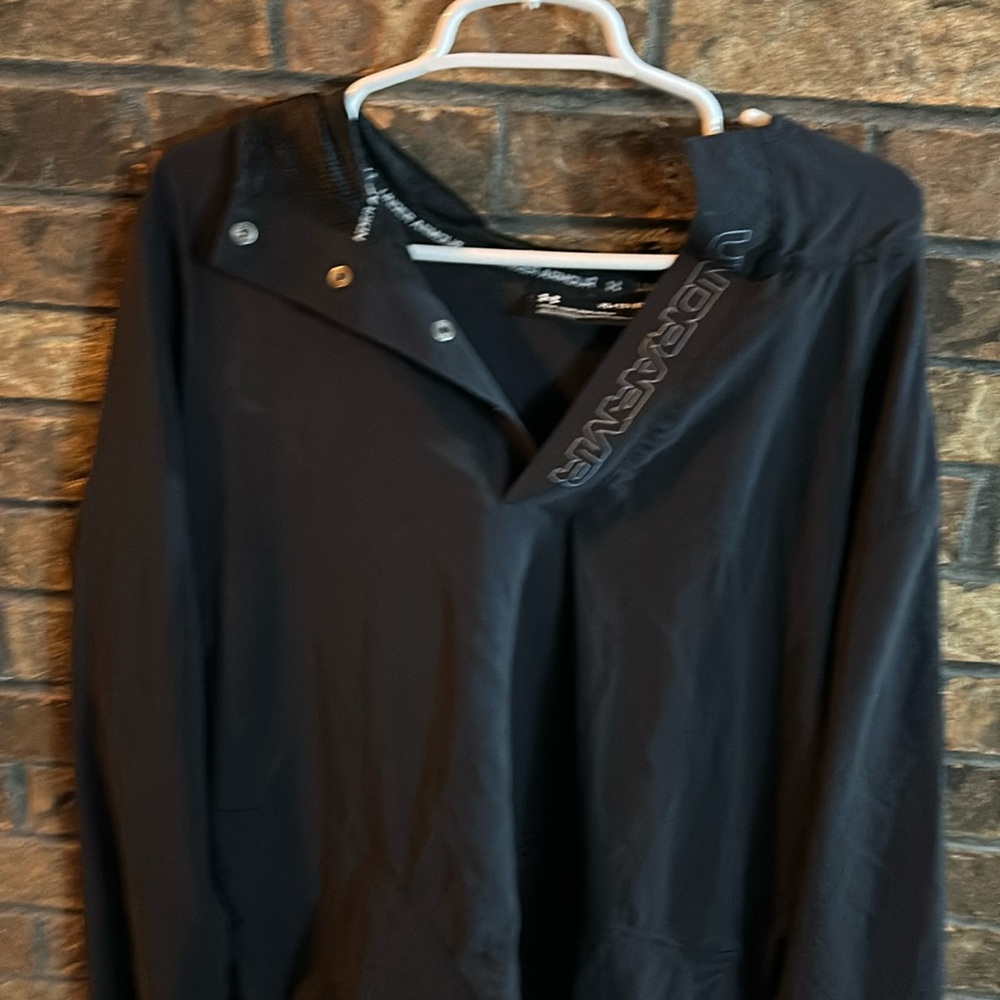 Under Armor Cool Quick Dry Material - image 1